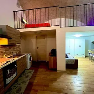 Casa Vacanza , Marianna Naples